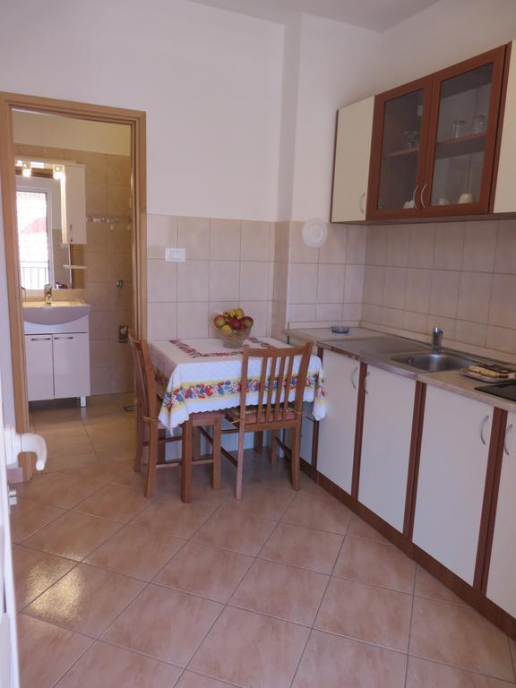 Apartment Cvita Biograd Na Moru Δωμάτιο φωτογραφία